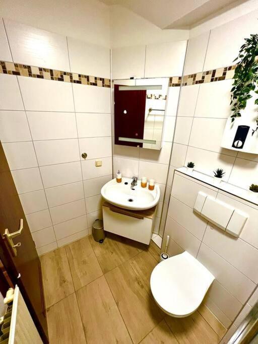 Zuhause Im Ruhrgebiet 2 Mit Balkon Apartamento Oberhausen  Exterior foto